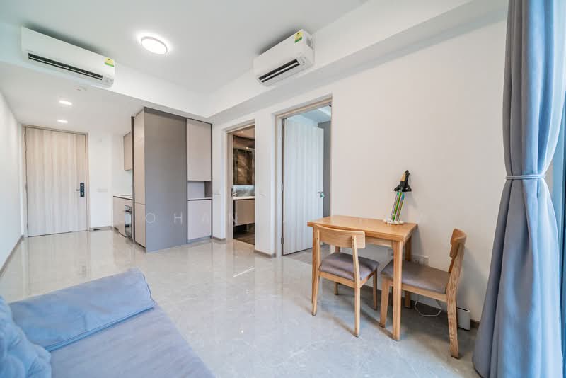 Sengkang Grand Residences, 74 Compassvale Bow, 1 Bedroom, 474 sqft, Condominium For Sale, by Johanna Chow, 500190803 - Living Room - PropertyGuru.com.sg