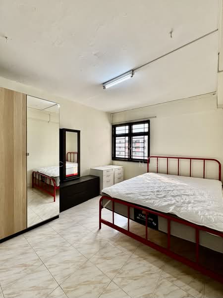 1 Bedok South Avenue 1, 1 Bedok South Avenue 1, 2 Bedrooms, 635 sqft, HDB Flat For Sale, by Carol Ng, 500190804 - Bedroom - PropertyGuru.com.sg