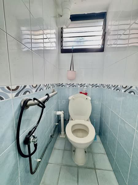 1 Bedok South Avenue 1, 1 Bedok South Avenue 1, 2 Bedrooms, 635 sqft, HDB Flat For Sale, by Carol Ng, 500190804 - Bathroom - PropertyGuru.com.sg