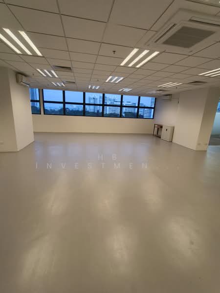 Henderson Building, 221 Henderson Road, 1,958 sqft, Light Industrial (B1) For Rent, by Mohammad, 500190812 - Interior - CommercialGuru.com.sg