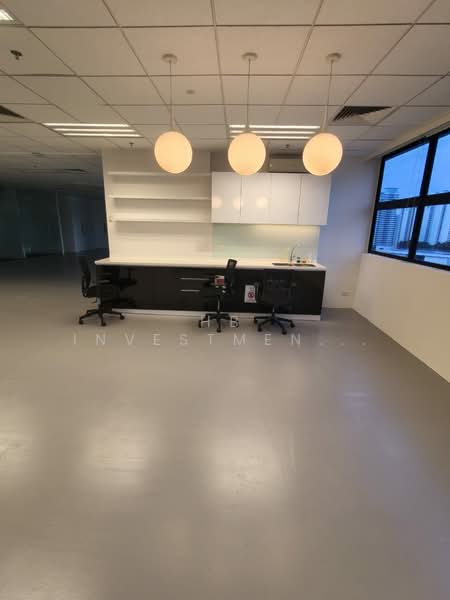Henderson Building, 221 Henderson Road, 2,937 sqft, Light Industrial (B1) For Rent, by Mohammad, 500190817 - CommercialGuru.com.sg