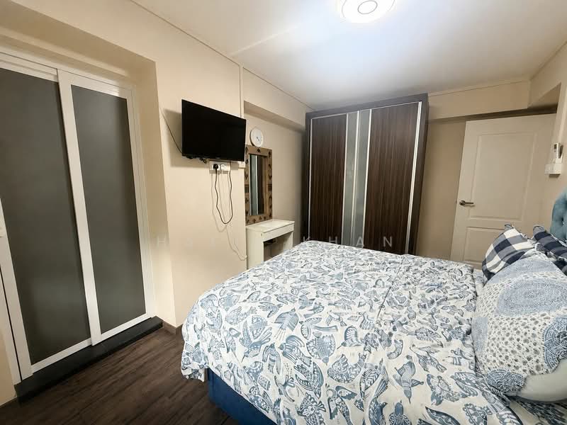 727 Tampines Street 71, 727 Tampines Street 71, 3 Bedrooms, 1,324 sqft, HDB Flat For Sale, by Hafiz Khan, 500190827 - Bedroom - PropertyGuru.com.sg