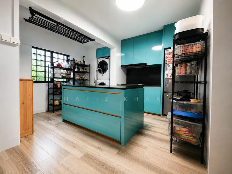 727 Tampines Street 71, 727 Tampines Street 71, 3 Bedrooms, 1,324 sqft, HDB Flat For Sale, by Hafiz Khan, 500190827 - Kitchen - PropertyGuru.com.sg