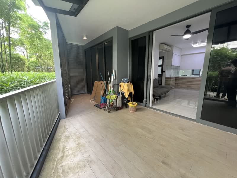 Parc Centros, 92 Punggol Central, 2 Bedrooms, 1,033 sqft, Condominium For Sale, by Ziglar Oh, 500190830 - Balcony - PropertyGuru.com.sg