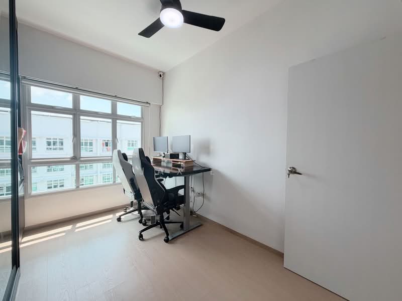 282A Sengkang East Avenue, 282A Sengkang East Avenue, 3 Bedrooms, 990 sqft, HDB Flat For Sale, by Jax Lim, 500190836 - Common Bedroom 2 - PropertyGuru.com.sg