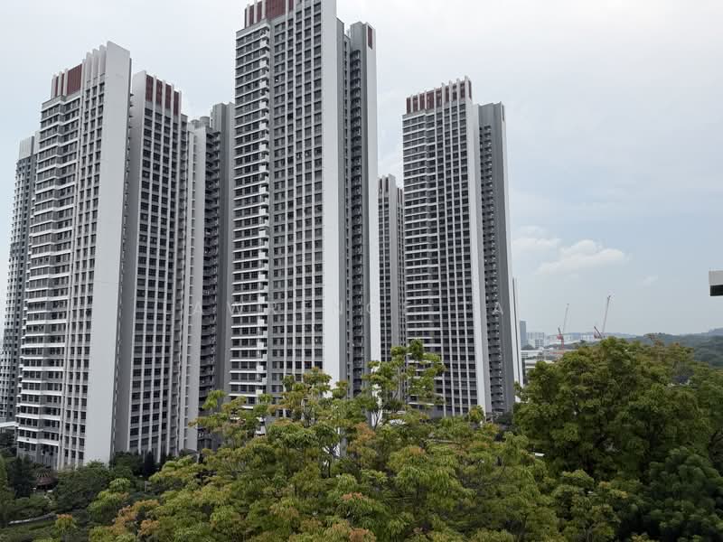304 Clementi Avenue 4, 304 Clementi Avenue 4, 2 Bedrooms, 721 sqft, HDB Flat For Sale, by Lawrence Tan, 500190838 - Exterior - PropertyGuru.com.sg