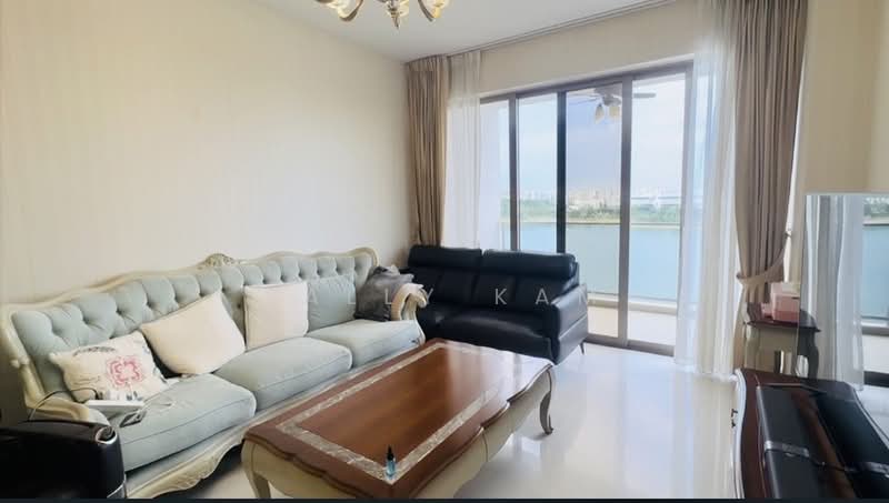 Waterfront Gold, 750 Bedok Reservoir Road, 3 Bedrooms, 1,055 sqft, Condominium For Rent, by Sally Kam, 500190839 - Living Room - PropertyGuru.com.sg