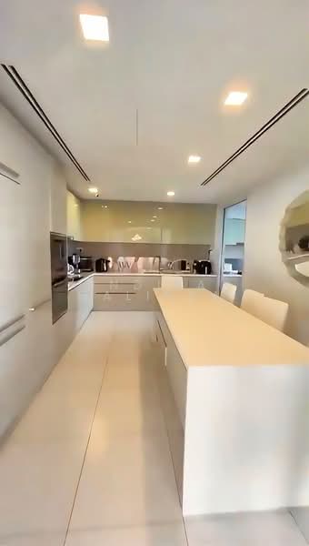 Sky @ Eleven, 5 Thomson Lane, 5 Bedrooms, 5,450 sqft, Condominium For Sale, by Indira Malinda, 500190841 - Kitchen - PropertyGuru.com.sg