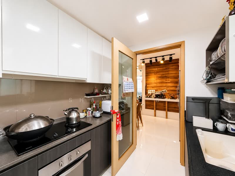 Esparina Residences, 115 Compassvale Bow, 3 Bedrooms, 1,776 sqft, Executive Condominium For Sale, by Shawa G B, 500190847 - Kitchen - PropertyGuru.com.sg