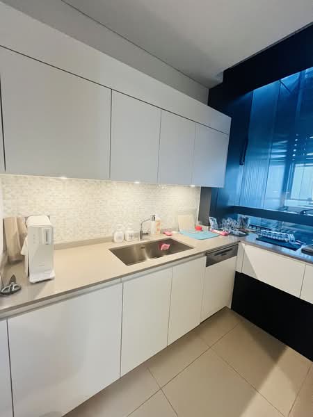 South Beach Residences, 28 South Beach Road, 4 Bedrooms, 2,260 sqft, Condominium For Sale, by Yunfan Lu, 500190864 - Kitchen - PropertyGuru.com.sg