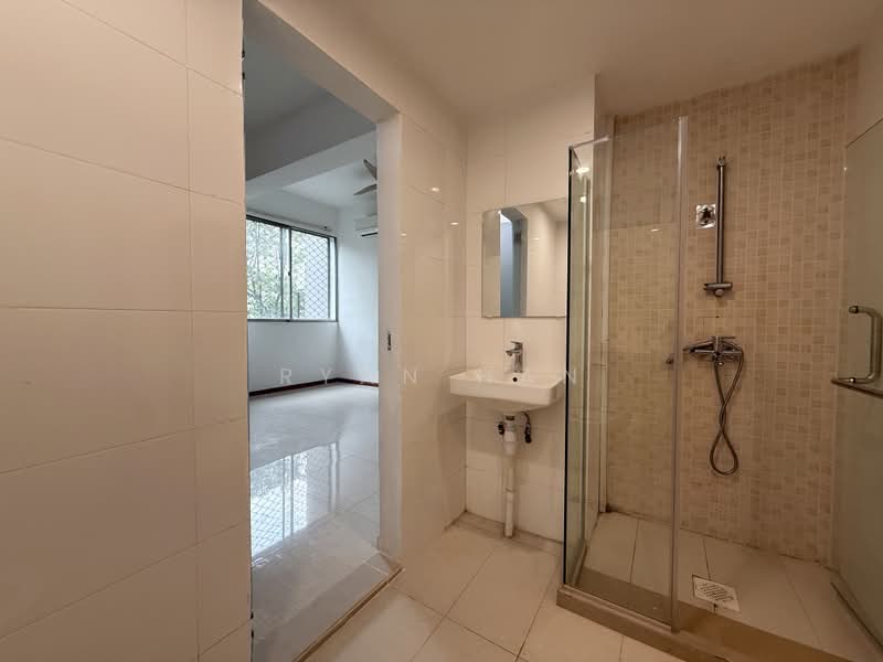 Minbu Villa, 56 Minbu Road, 4 Bedrooms, 2,336 sqft, Apartment For Rent, by Ryan Han, 500190865 - Bathroom - PropertyGuru.com.sg