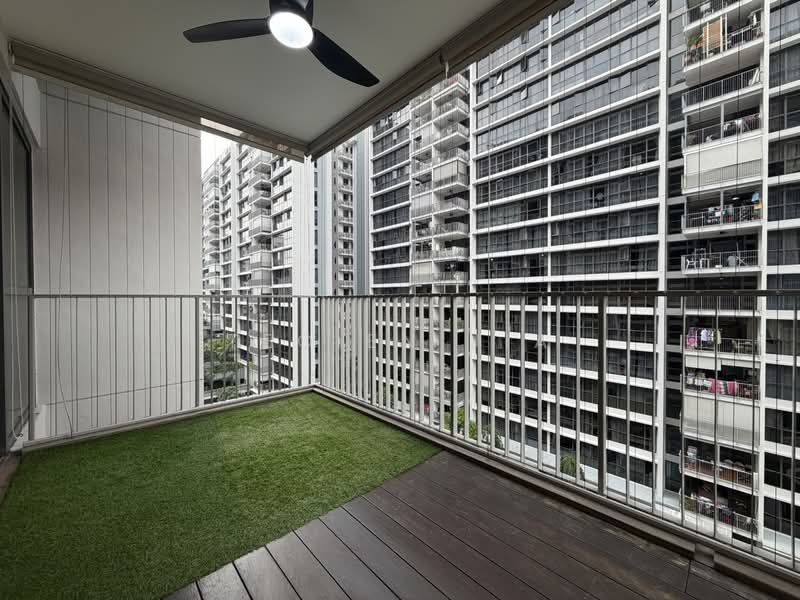Twin Waterfalls, 108 Punggol Walk, 3 Bedrooms, 1,109 sqft, Executive Condominium For Rent, by Teo En Jia, 500190876 - Balcony - PropertyGuru.com.sg