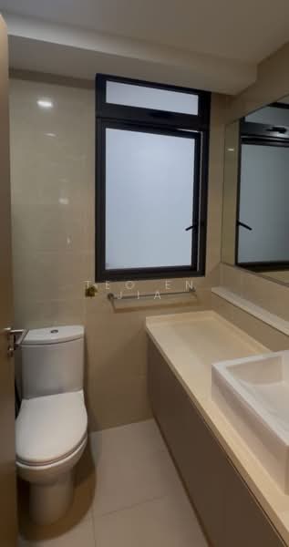 Twin Waterfalls, 108 Punggol Walk, 3 Bedrooms, 1,109 sqft, Executive Condominium For Rent, by Teo En Jia, 500190876 - Common Bath - PropertyGuru.com.sg