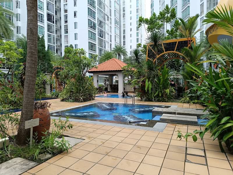 The Lakeshore, 31 Jurong West Street 41, Room Rental, 100 sqft, Condominium For Rent, by Rachel Yu, 500190877 - Pool - PropertyGuru.com.sg