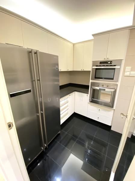 Orchard Scotts, 11 Anthony Road, 3 Bedrooms, 1,647 sqft, Condominium For Rent, by Ruth Ng, 500190882 - Kitchen - PropertyGuru.com.sg