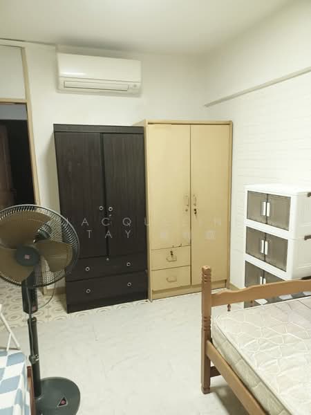 322 Ang Mo Kio Avenue 3, 322 Ang Mo Kio Avenue 3, Room Rental, 100 sqft, HDB Flat For Rent, by Jacqueline Tay 戴利霞, 500190902 - Bedroom - PropertyGuru.com.sg
