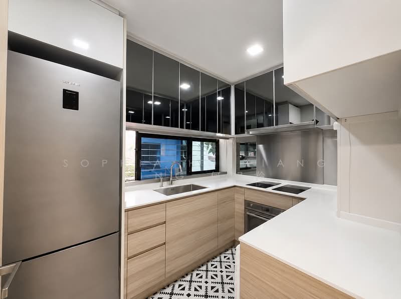 Stars of Kovan, 984 Upper Serangoon Road, 4 Bedrooms, 1,830 sqft, Condominium For Sale, by Sophia Ho Xiang Ling 何相羚, 500190908 - Kitchen - PropertyGuru.com.sg