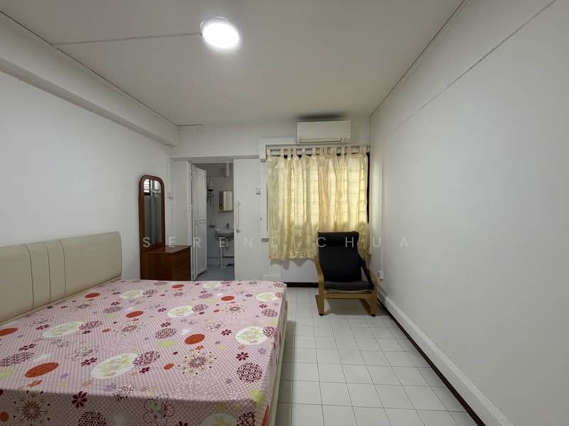 269 Tampines Street 21, 269 Tampines Street 21, 2 Bedrooms, 807 sqft, HDB Flat For Sale, by Serene Chua, 500190916 - Bedroom - PropertyGuru.com.sg