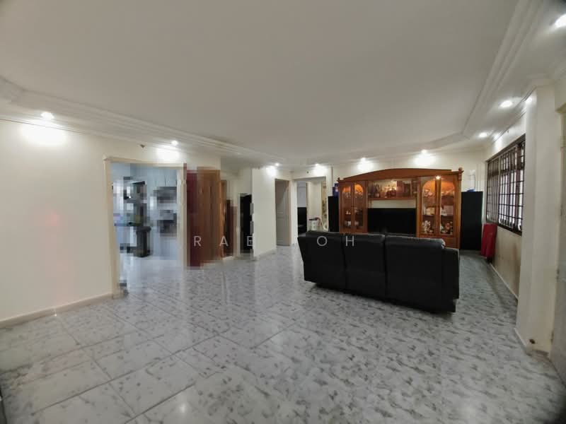 154 Jalan Teck Whye, 154 Jalan Teck Whye, 3 Bedrooms, 1,076 sqft, HDB Flat For Sale, by Rae Toh, 500190919 - Living Room - PropertyGuru.com.sg