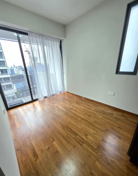 Spottiswoode 18, 18 Spottiswoode Park Road, 2 Bedrooms, 657 sqft, Condominium For Rent, by Sam Lek, 500190922 - Master Bedroom - PropertyGuru.com.sg