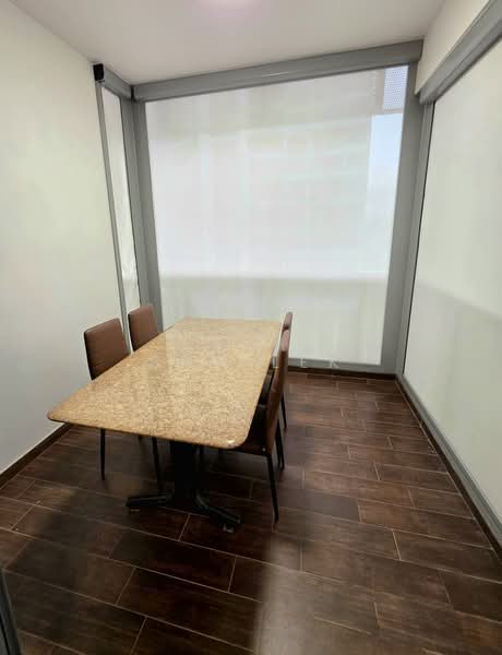 Spottiswoode 18, 18 Spottiswoode Park Road, 2 Bedrooms, 657 sqft, Condominium For Rent, by Sam Lek, 500190922 - Balcony/Dining Room - PropertyGuru.com.sg