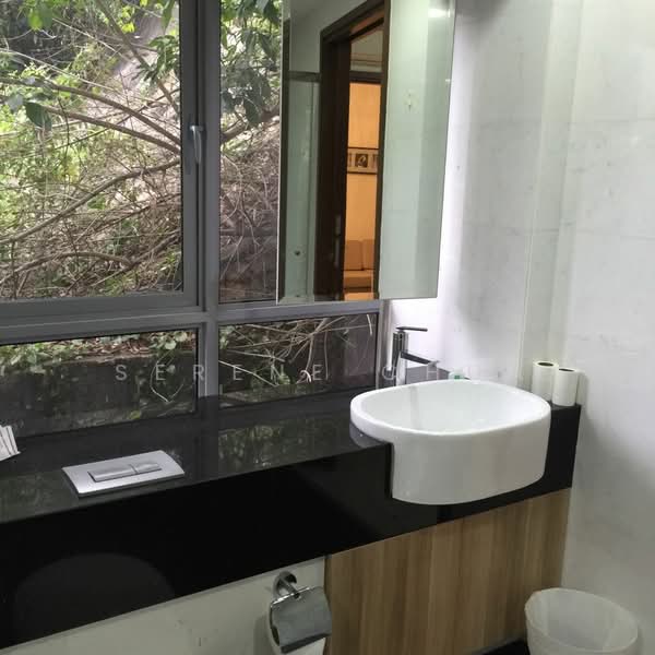 Alexis, 356 Alexandra Road, 2 Bedrooms, 635 sqft, Condominium For Sale, by Serene Chua, 500190924 - Bathroom - PropertyGuru.com.sg