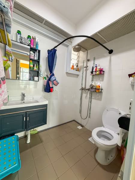 342A Yishun Ring Road, 342A Yishun Ring Road, 3 Bedrooms, 1,001 sqft, HDB Flat For Sale, by Joseph Ng 黄德顺, 500190925 - Bathroom - PropertyGuru.com.sg