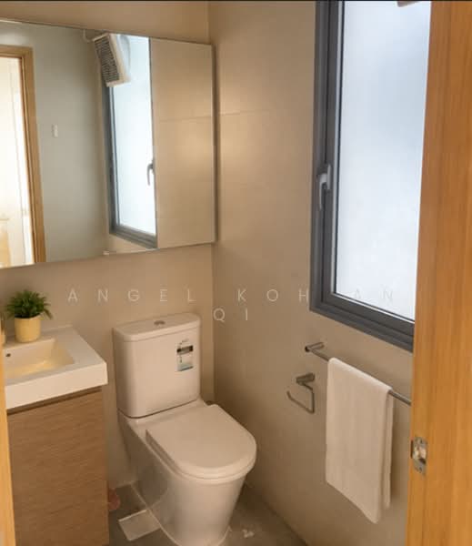 Carabelle, 51 West Coast Way, 2 Bedrooms, 883 sqft, Condominium For Sale, by Angel Koh An Qi, 500190937 - Bathroom - PropertyGuru.com.sg