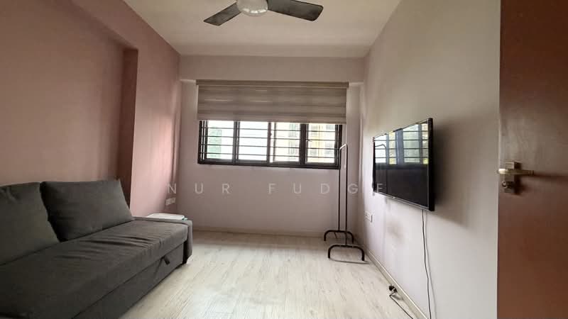506B Yishun Avenue 4, 506B Yishun Avenue 4, 3 Bedrooms, 1,001 sqft, HDB Flat For Sale, by Nur Fudge, 500190942 - Living Room - PropertyGuru.com.sg