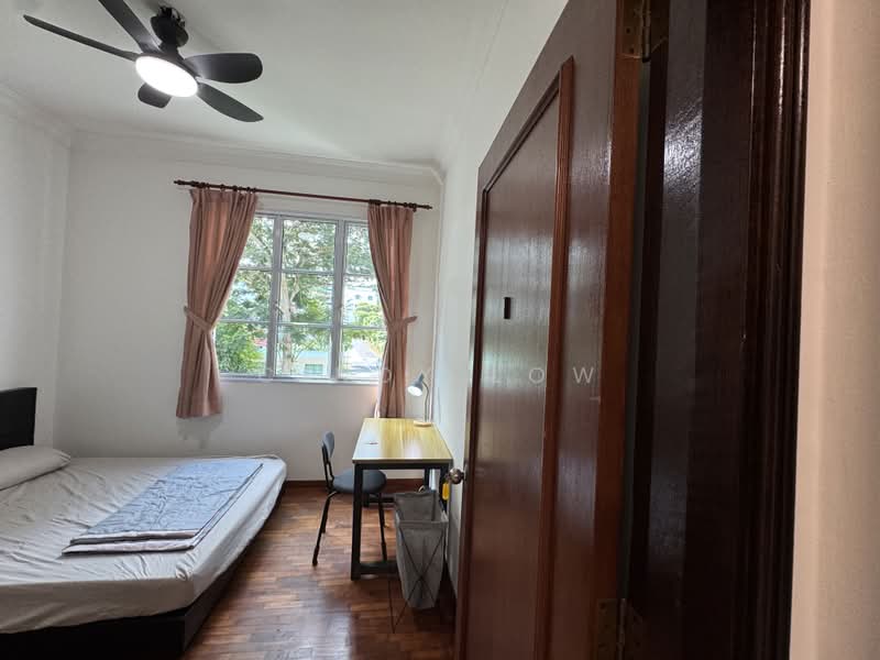 Villa De West, 385 Pasir Panjang Road, Room Rental, 100 sqft, Condominium For Rent, by Cindy Low, 500190957 - Bedroom - PropertyGuru.com.sg