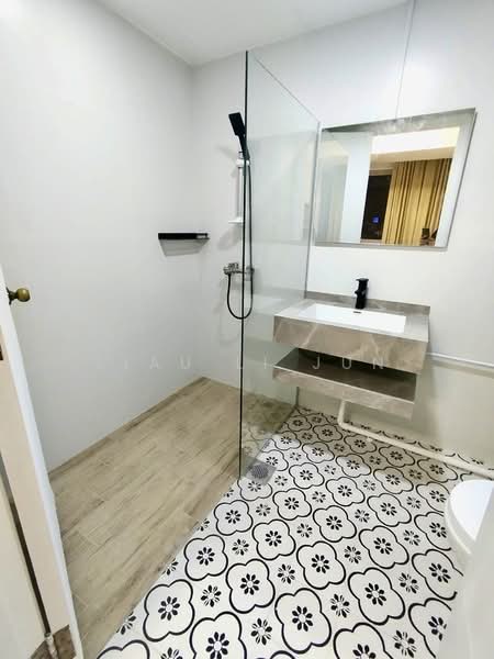 UE Square, 207 River Valley Road, 1 Bedroom, 506 sqft, Apartment For Sale, by Liau Li Jun, 500190979 - Bathroom - PropertyGuru.com.sg