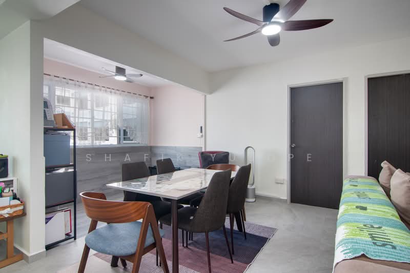 555 Pasir Ris Street 51, 555 Pasir Ris Street 51, 4 Bedrooms, 1,335 sqft, HDB Flat For Sale, by Shafik Yusope, 500190981 - Dining Room - PropertyGuru.com.sg