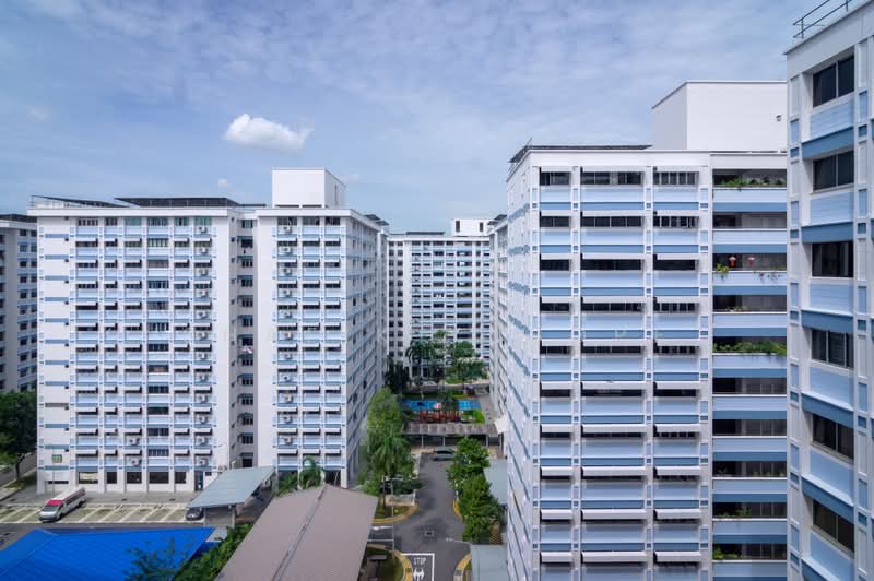 555 Pasir Ris Street 51, 555 Pasir Ris Street 51, 4 Bedrooms, 1,335 sqft, HDB Flat For Sale, by Shafik Yusope, 500190981 - Exterior - PropertyGuru.com.sg