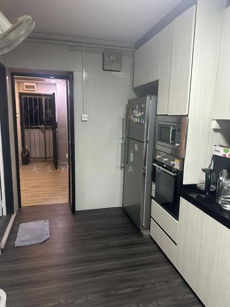 627 Woodlands Avenue 6, 627 Woodlands Avenue 6, 3 Bedrooms, 968 sqft, HDB Flat For Rent, by Asyraf Azman, 500190982 - Kitchen - PropertyGuru.com.sg