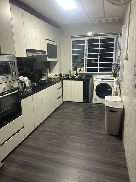 627 Woodlands Avenue 6, 627 Woodlands Avenue 6, 3 Bedrooms, 968 sqft, HDB Flat For Rent, by Asyraf Azman, 500190982 - Kitchen - PropertyGuru.com.sg