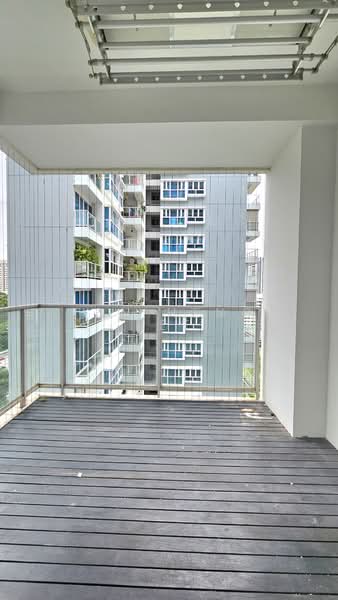 Mera Springs, 83 Carlisle Road, 2 Bedrooms, 1,066 sqft, Condominium For Sale, by Tan Heng Kee, 500190989 - Balcony - PropertyGuru.com.sg