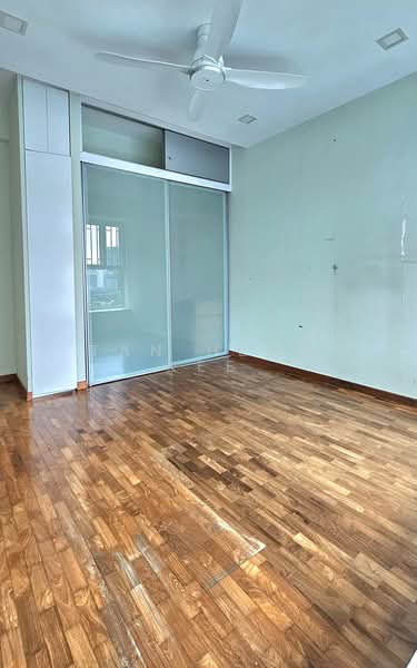 Mera Springs, 83 Carlisle Road, 2 Bedrooms, 1,066 sqft, Condominium For Sale, by Tan Heng Kee, 500190989 - Master Room - PropertyGuru.com.sg