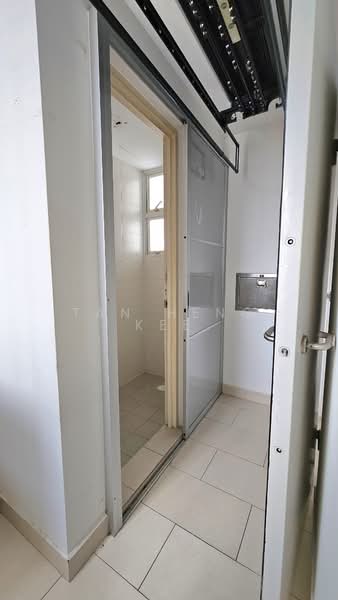 Mera Springs, 83 Carlisle Road, 2 Bedrooms, 1,066 sqft, Condominium For Sale, by Tan Heng Kee, 500190989 - Yard - PropertyGuru.com.sg