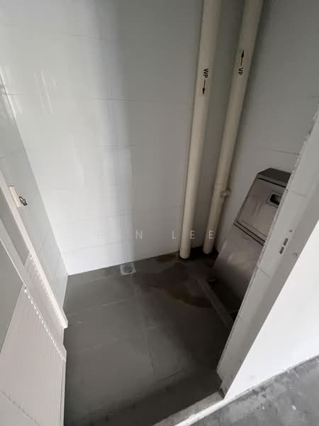 CT Foodchain, 200 Pandan Loop, 3,466 sqft, Factory / Workshop (B2) For Sale, by Ben Lee, 500190996 - Interior - CommercialGuru.com.sg