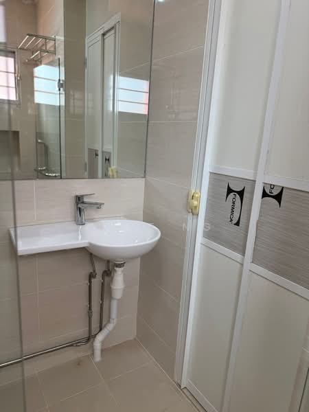 143 Mei Ling Street, 143 Mei Ling Street, 3 Bedrooms, 1,173 sqft, HDB Flat For Sale, by Dave Ng, 500191009 - Bathroom - PropertyGuru.com.sg