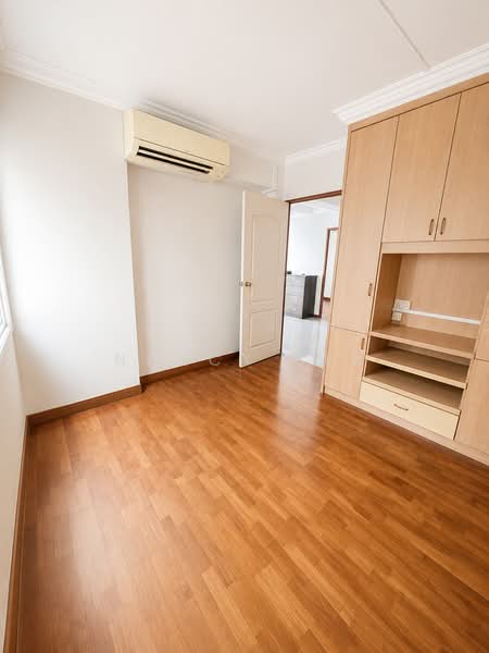 230 Lorong 8 Toa Payoh, 230 Lorong 8 Toa Payoh, 3 Bedrooms, 1,260 sqft, HDB Flat For Sale, by Nancy See, 500191010 - Interior - PropertyGuru.com.sg