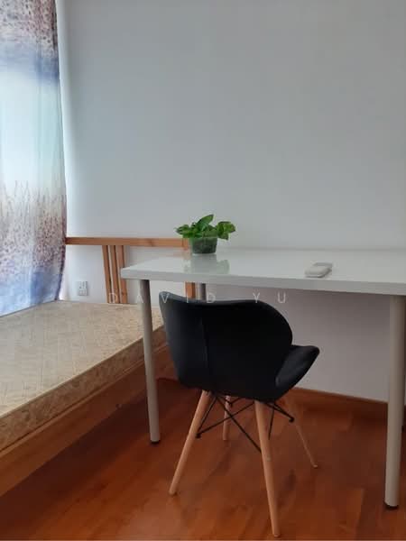 J Gateway, 2 Gateway Drive, 1 Bedroom, 90 sqft, Condominium For Rent, by David Yu, 500191011 - PropertyGuru.com.sg