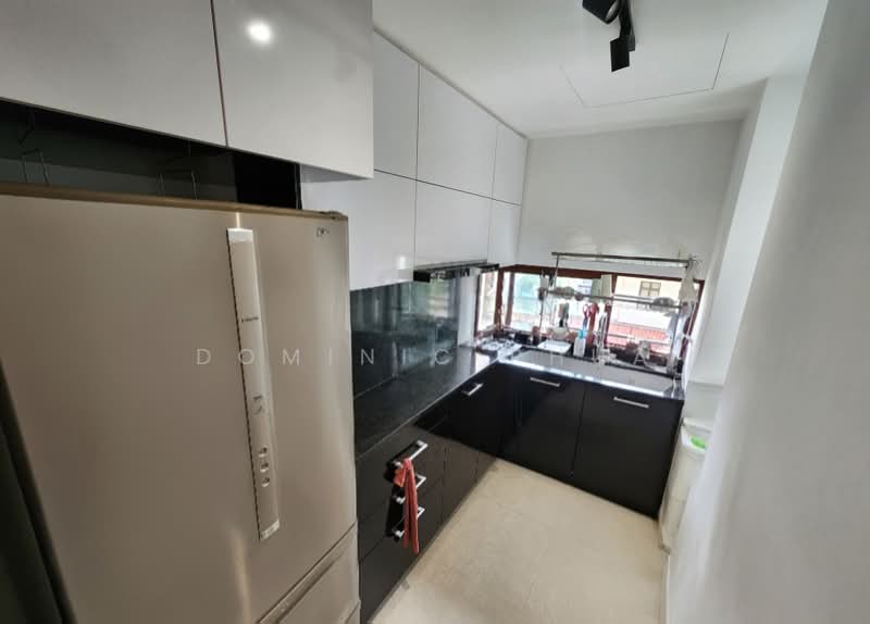 Evania, 391 Upper Paya Lebar Road, 3 Bedrooms, 1,227 sqft, Apartment For Sale, by Dominic Phua, 500191018 - Kitchen - PropertyGuru.com.sg