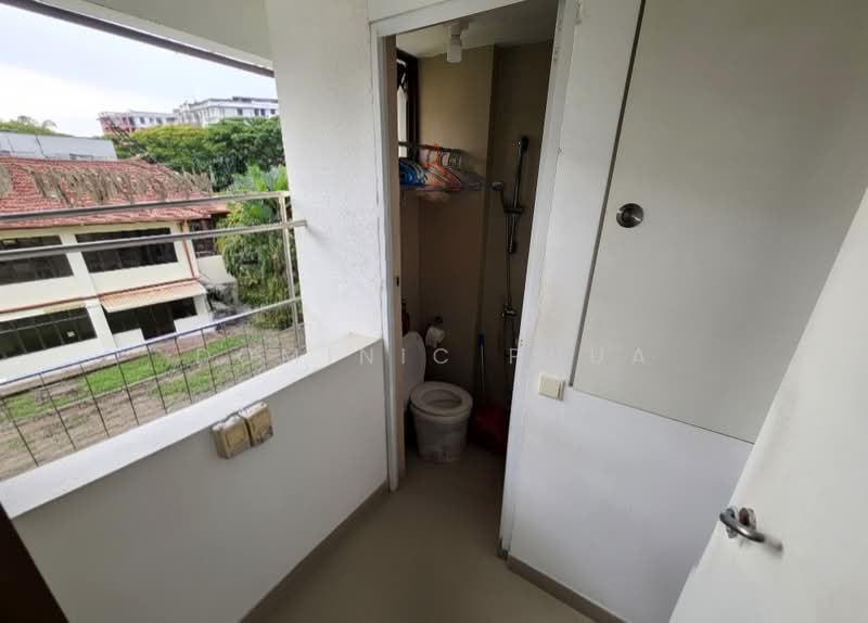 Evania, 391 Upper Paya Lebar Road, 3 Bedrooms, 1,227 sqft, Apartment For Sale, by Dominic Phua, 500191018 - Bathroom - PropertyGuru.com.sg