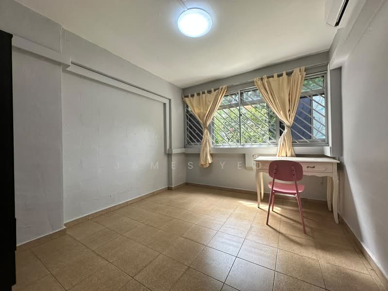 106 Henderson Crescent, 106 Henderson Crescent, 3 Bedrooms, 871 sqft, HDB Flat For Sale, by James Yeo, 500191022 - Study - PropertyGuru.com.sg