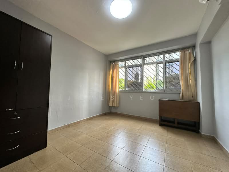 106 Henderson Crescent, 106 Henderson Crescent, 3 Bedrooms, 871 sqft, HDB Flat For Sale, by James Yeo, 500191022 - Bedroom - PropertyGuru.com.sg