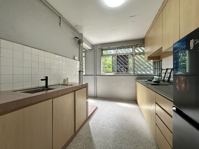 106 Henderson Crescent, 106 Henderson Crescent, 3 Bedrooms, 871 sqft, HDB Flat For Sale, by James Yeo, 500191022 - Kitchen - PropertyGuru.com.sg