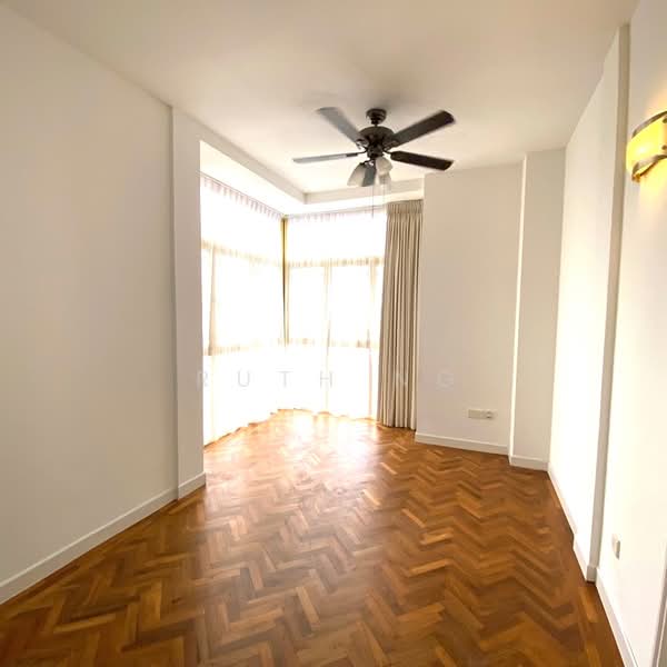 Orange Regency, 101 Fernhill Road, 3 Bedrooms, 2,422 sqft, Apartment For Rent, by Ruth Ng, 500191023 - Bedroom - PropertyGuru.com.sg
