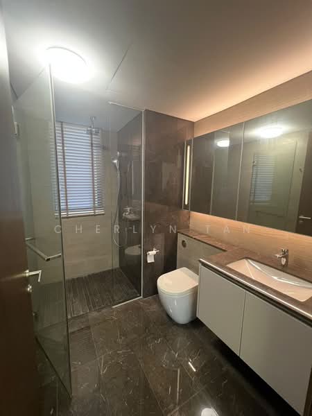 Parc Esta, 822 Sims Avenue, 3 Bedrooms, 985 sqft, Condominium For Rent, by Cherlyn Tan, 500191024 - Bathroom - PropertyGuru.com.sg