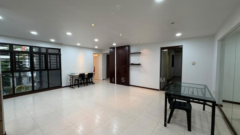 673B Jurong West Street 65, 673B Jurong West Street 65, 3 Bedrooms, 1,184 sqft, HDB Flat For Sale, by Dennis Lim, 500191028 - Living Room - PropertyGuru.com.sg